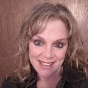 Meet your Posher, Pamela